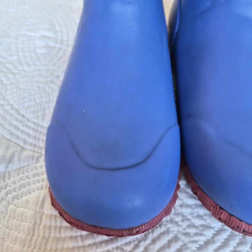 VGUC Bogs Durham Butterfly Kids Winter Waterproof Boots - Size 2